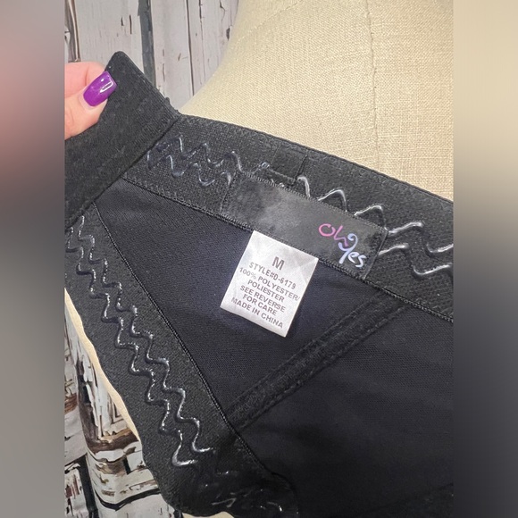 Oh yes Metallic Studded Crop Top - Picture 7 of 7